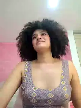 Snapshot of TwerkingAss chatting on December 3, 5:53 am TwerkingAss online show from December 3, 5:53 am