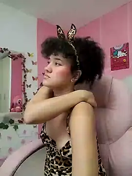 Snapshot of TwerkingAss chatting on December 12, 5:52 am TwerkingAss online show from December 12, 5:52 am