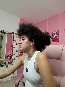 Snapshot of TwerkingAss chatting on December 21, 2:41 am TwerkingAss online show from December 21, 2:41 am