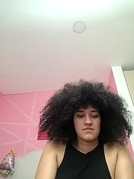 Snapshot of TwerkingAss chatting on December 22, 7:33 am TwerkingAss online show from December 22, 7:33 am