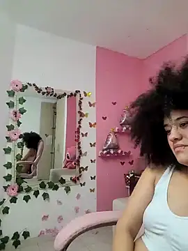 Snapshot of TwerkingAss chatting on December 23, 8:55 am TwerkingAss online show from December 23, 8:55 am