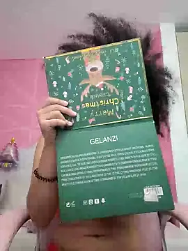 Snapshot of TwerkingAss chatting on December 25, 9:02 am TwerkingAss online show from December 25, 9:02 am