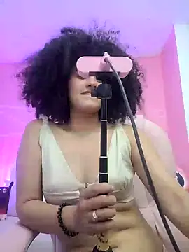 Snapshot of TwerkingAss chatting on January 21, 7:04 am TwerkingAss online show from January 21, 7:04 am