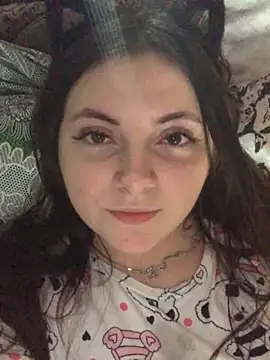 Snapshot of fairy365 chatting on December 12, 11:07 am fairy365 online show from December 12, 11:07 am