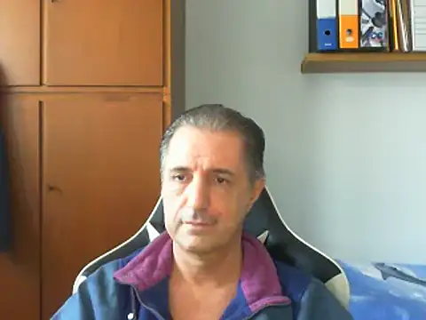 lliuk70mi online show from January 18, 12:47 pm