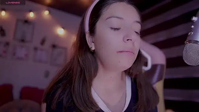 Snapshot of milly_kenner chatting on October 25, 2:56 pm milly kenner online show from October 25, 2:56 pm