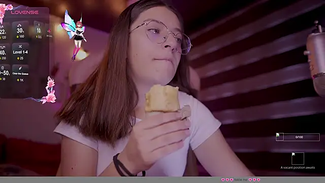 Snapshot of milly_kenner chatting on October 27, 4:00 pm milly kenner online show from October 27, 4:00 pm