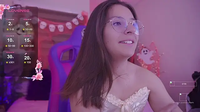 Snapshot of milly_kenner chatting on October 31, 3:02 pm milly kenner online show from October 31, 3:02 pm