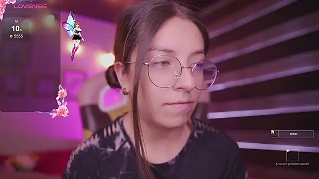 Snapshot of milly_kenner chatting on November 4, 5:12 pm milly kenner online show from November 4, 5:12 pm