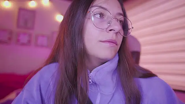 milly kenner online show from March 25, 7:09 pm