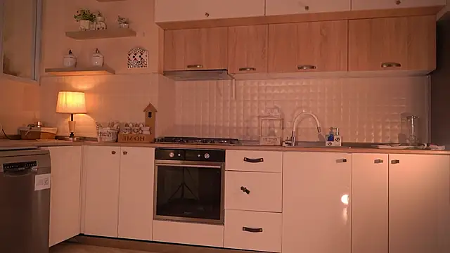 Snapshot of AudreyBarren chatting on March 2, 7:15 am AudreyBarren online show from March 2, 7:15 am