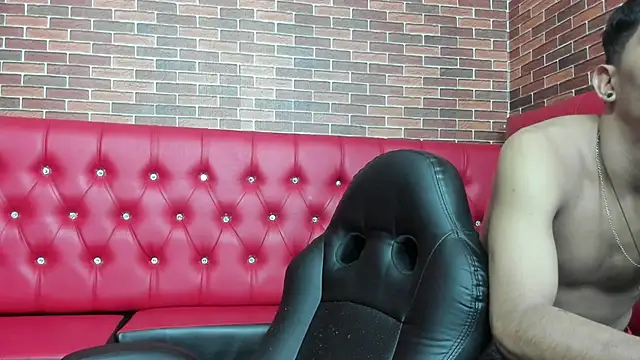 Snapshot of Annyeli chatting on December 29, 5:31 am Annyeli online show from December 29, 5:31 am