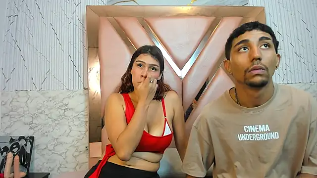 Snapshot of Annyeli chatting on October 1, 2:23 pm Annyeli online show from October 1, 2:23 pm