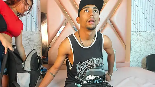 Snapshot of Annyeli chatting on October 2, 4:25 pm Annyeli online show from October 2, 4:25 pm