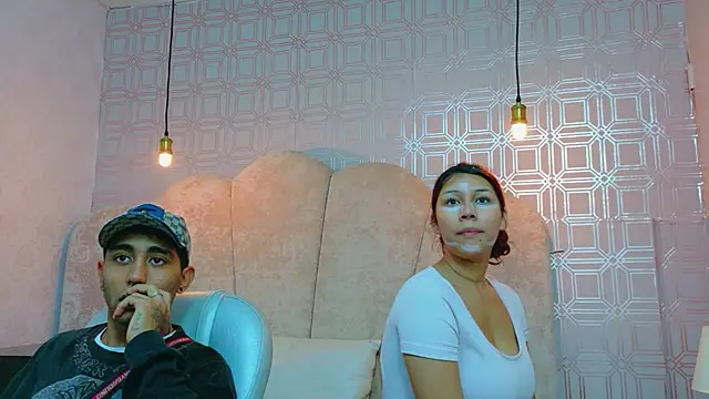 Snapshot of Annyeli chatting on November 6, 11:55 am Annyeli online show from November 6, 11:55 am