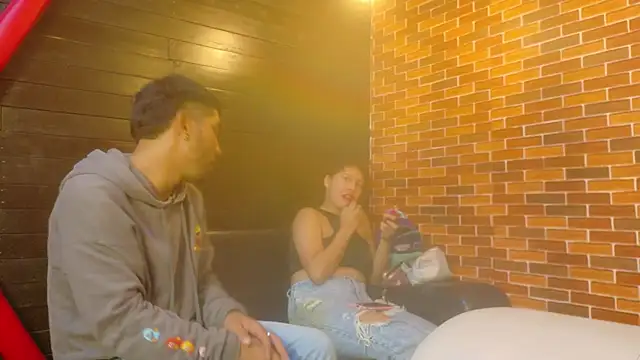 Snapshot of Annyeli chatting on November 30, 3:38 pm Annyeli online show from November 30, 3:38 pm