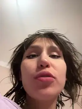 bigbabykiki online show from March 9, 7:26 pm