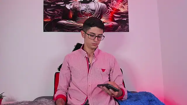 Ethan Sai    online show from February 7, 8:31 pm