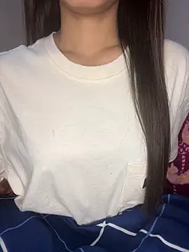 Snapshot of _riyaahahaha_ chatting on January 11, 7:05 pm riyaahahaha online show from January 11, 7:05 pm