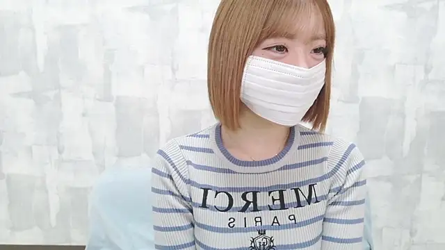 LOVE MOMO LOVE online show from April 5, 12:46 pm