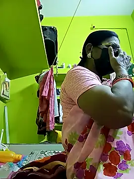 Snapshot of Tamil_yamuna_hindi chatting on December 9, 7:50 am Tamil yamuna hindi online show from December 9, 7:50 am