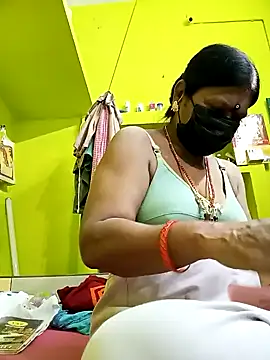 Snapshot of Tamil_yamuna_hindi chatting on January 2, 2:11 am Tamil yamuna hindi online show from January 2, 2:11 am