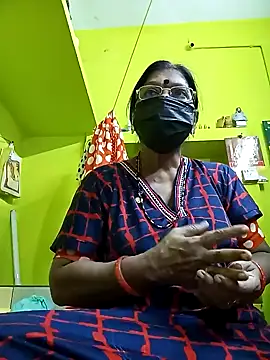 Snapshot of Tamil_yamuna_hindi chatting on January 18, 1:52 am Tamil yamuna hindi online show from January 18, 1:52 am