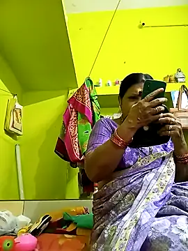 Snapshot of Tamil_yamuna_hindi chatting on February 6, 12:37 pm Tamil yamuna hindi online show from February 6, 12:37 pm