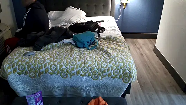 EatMyCake831 online show from January 24, 2:51 pm