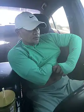 EatMyCake831 online show from October 16, 6:31 pm