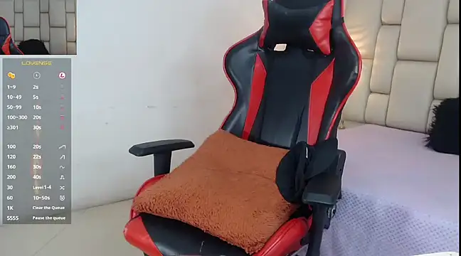 MurdockH online show from December 11, 6:04 am