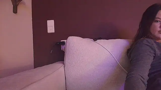 Snapshot of Nina24 chatting on October 24, 8:05 pm Nina24 online show from October 24, 8:05 pm