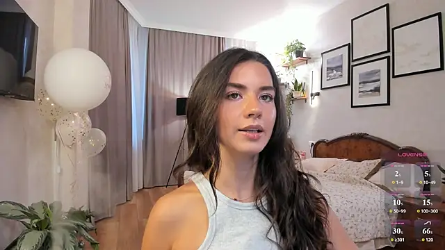 Snapshot of NicoleLuv chatting on July 26, 5:20 pm NicoleLuv online show from July 26, 5:20 pm