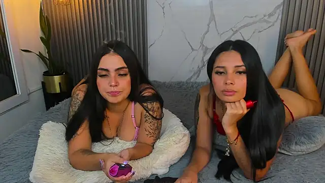 Snapshot of caliope_coralki chatting on January 13, 7:21 pm caliope coralki online show from January 13, 7:21 pm