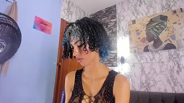 Queen Cuarxxo online show from February 1, 3:08 am