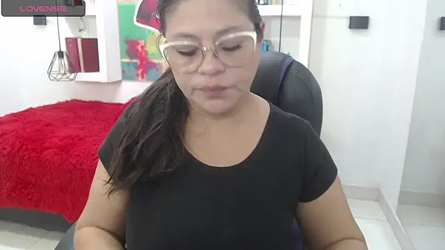 sexy lady 0 online show from October 15, 11:54 am