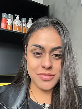 amorinha99 online show from May 25, 6:03 pm