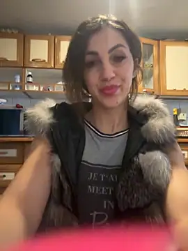 EmaSkyes online show from September 17, 4:47 am