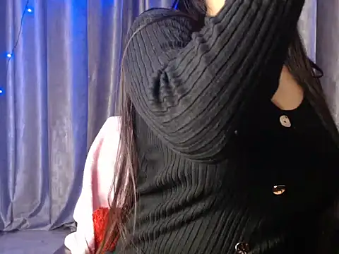 Sexy Myra18 online show from January 2, 3:37 am