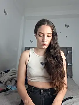 aurelialux online show from July 18, 8:23 pm