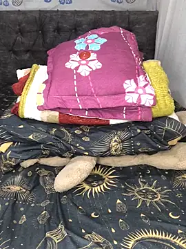 Snapshot of aisha-sajady chatting on December 4, 9:56 pm aisha-sajady online show from December 4, 9:56 pm