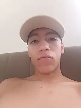 Snapshot of CRYBYT9 chatting on September 14, 3:11 pm CRYBYT9 online show from September 14, 3:11 pm