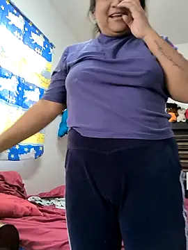 EmpaticBolillo online show from February 4, 5:30 pm