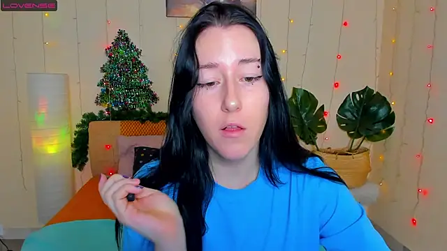 adell berry online show from December 19, 2:01 am