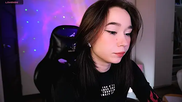 Kimiko   online show from February 18, 10:05 am