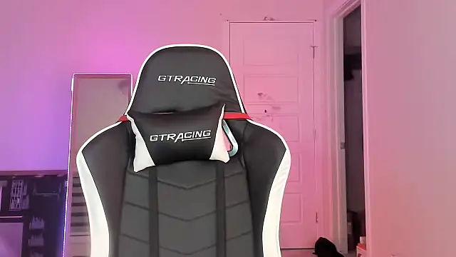 Snapshot of mollygordan chatting on September 30, 6:40 am mollygordan online show from September 30, 6:40 am