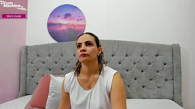 Snapshot of Valesskahall chatting on November 6, 12:06 pm Valesskahall online show from November 6, 12:06 pm