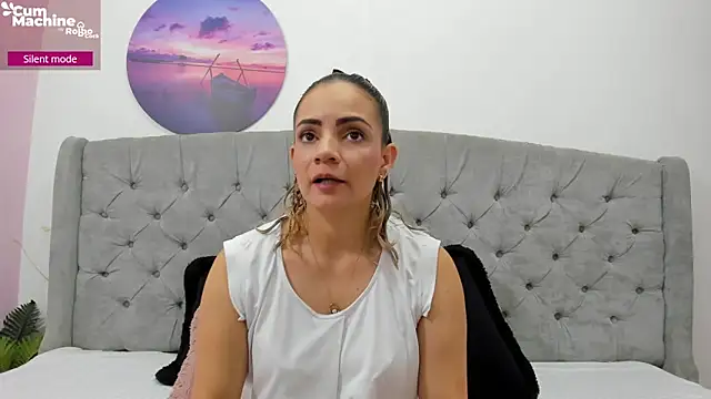 Snapshot of Valesskahall chatting on November 12, 12:16 pm Valesskahall online show from November 12, 12:16 pm