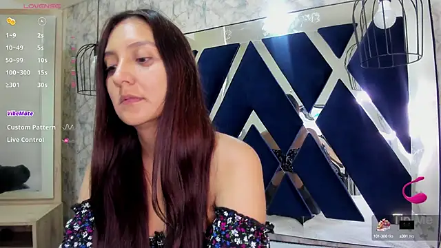  alaia collway  online show from January 23, 12:09 pm