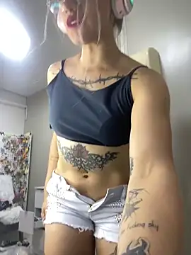 loira messi online show from April 3, 5:05 am